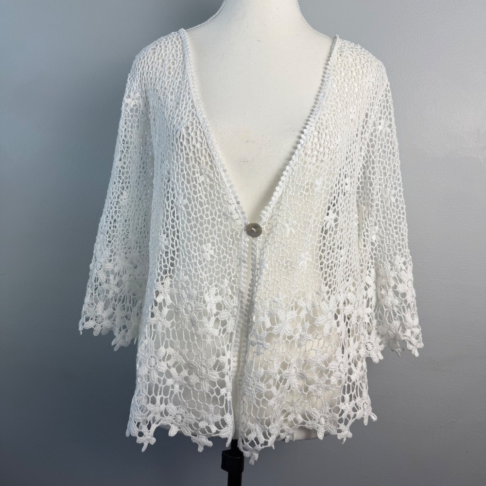 Chris McLaughlin White Crochet Floral Cardigan Sweater Plus Size 1X Boho Shrug